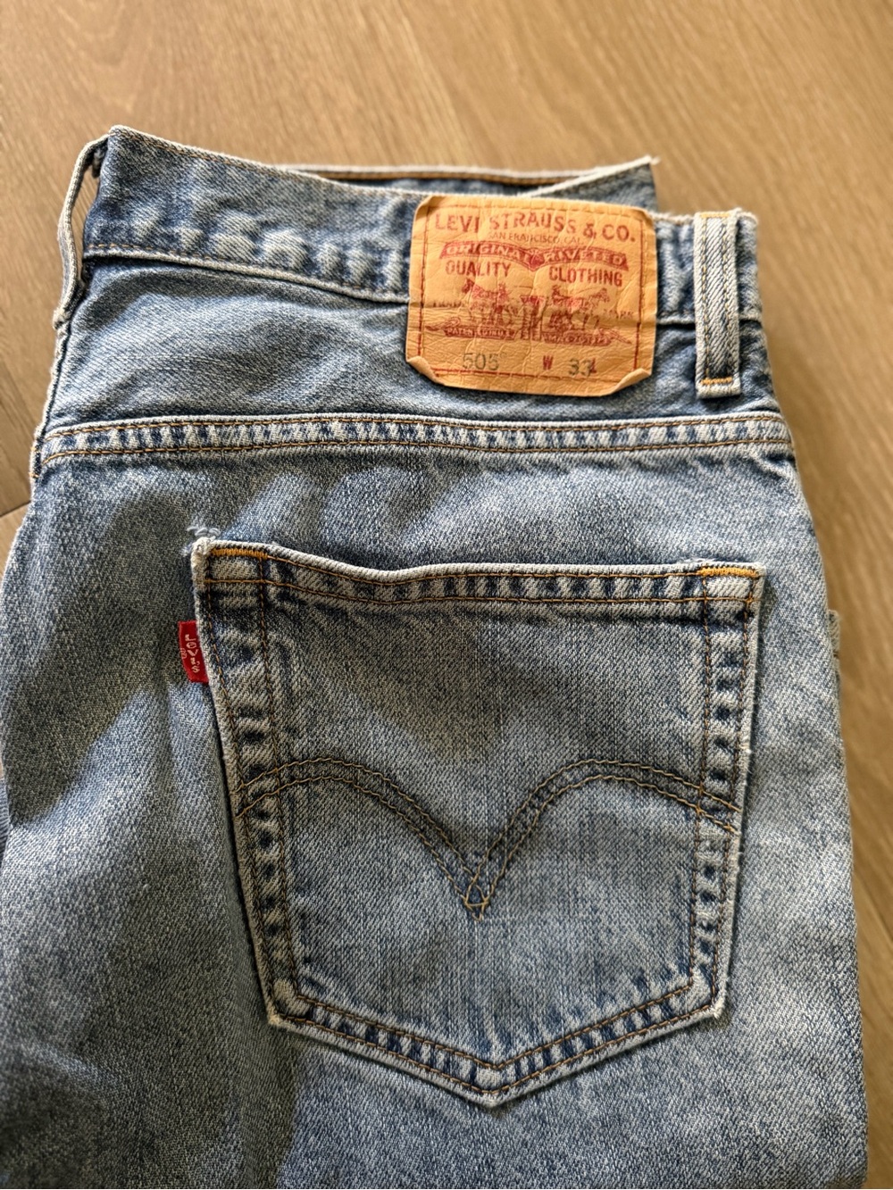 Levi's Men's Light Blue Relaxed 505 Back Pocket Jeans